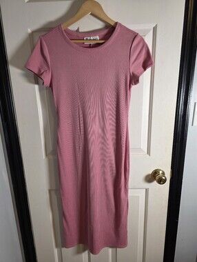 No Boundaries Pink Ribbed Midi Dress Size Medium (8-10)